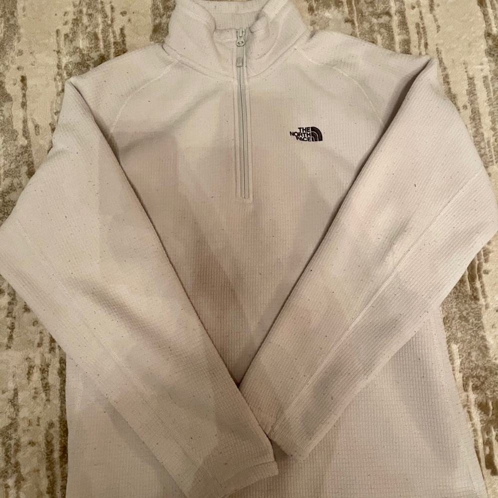 Authentic Men’s North Face fleece jacket